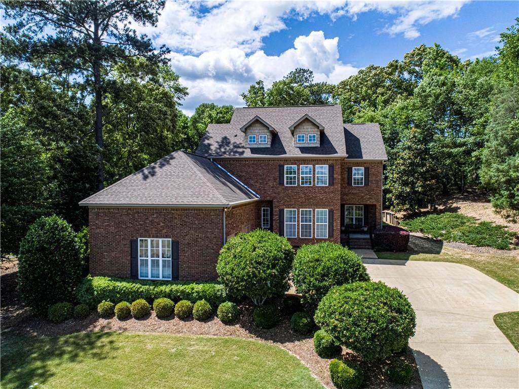 2404 Stonybrook Road - Photo 1