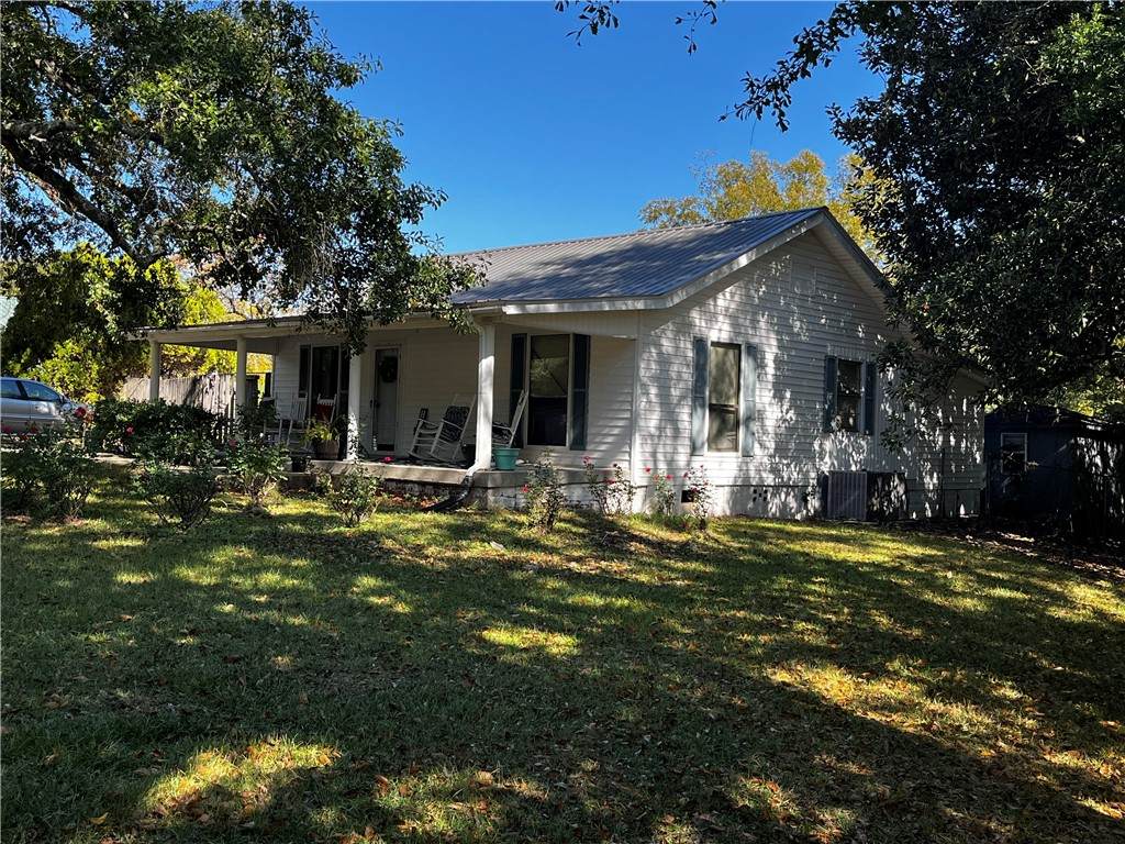 17508 Us Highway 431 - Photo 1