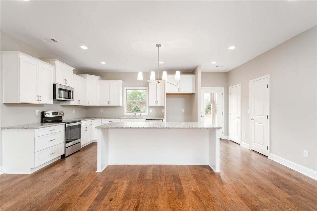 3260 Academy Drive - Photo 1