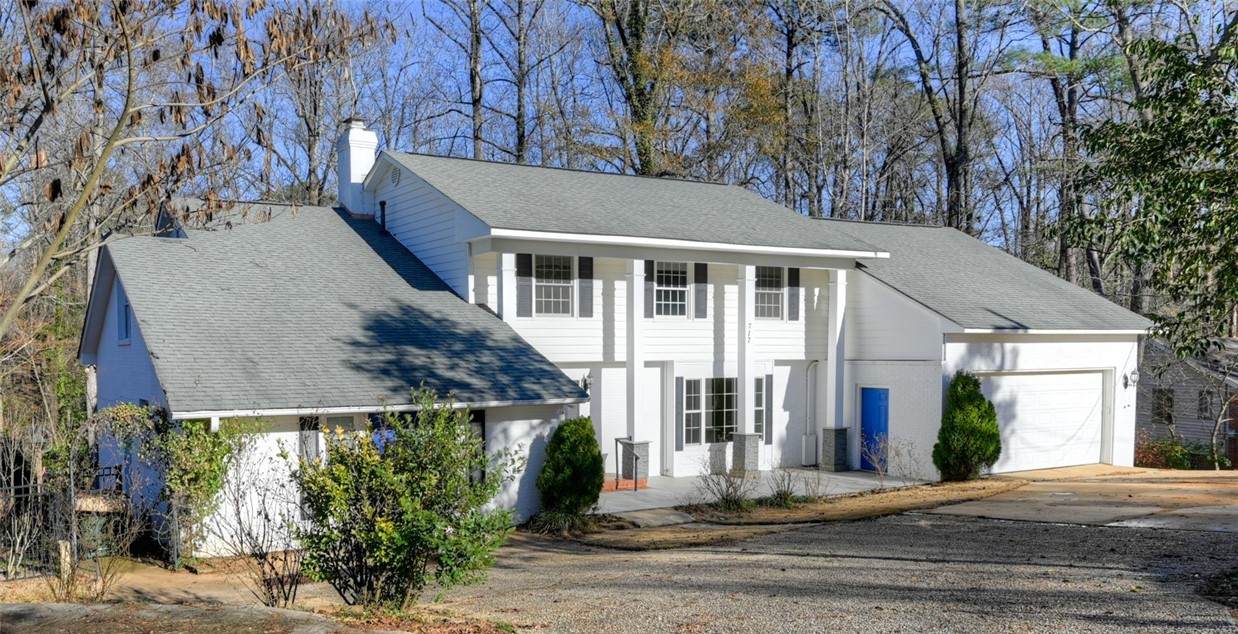 717 Cary Drive - Photo 1