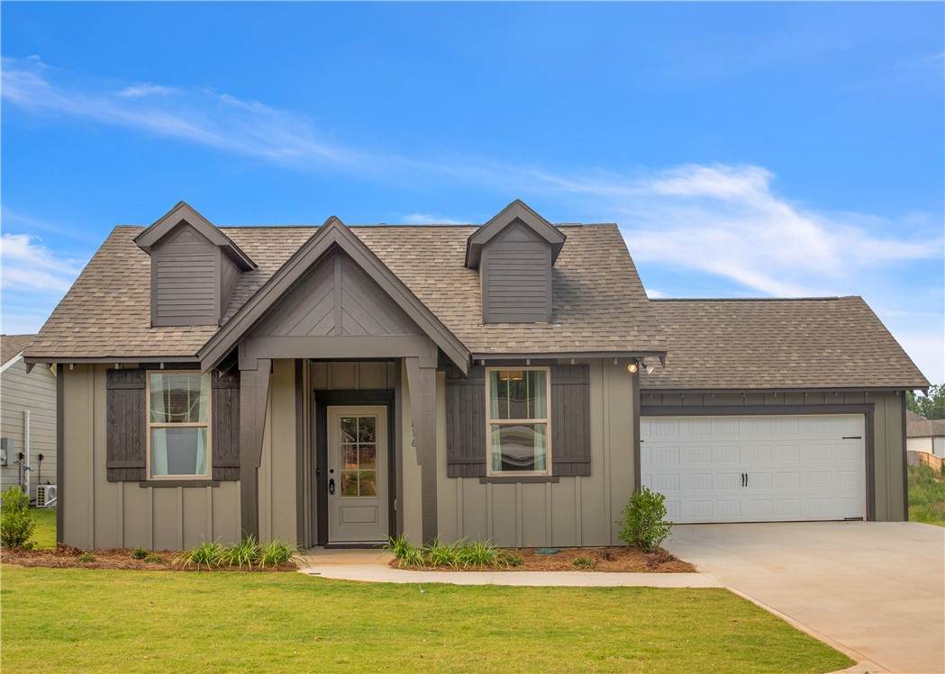 605 Shropshire Drive - Photo 1