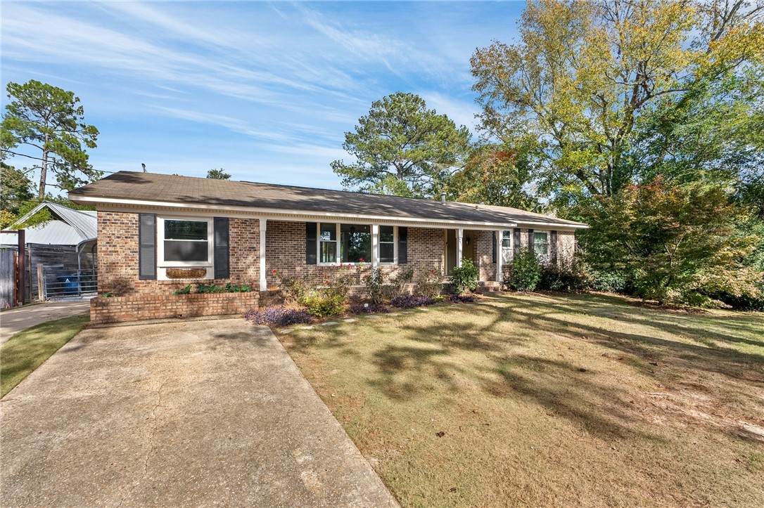 793 Hollon Avenue - Photo 1