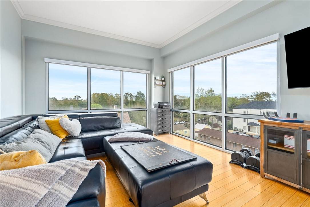 277 Gay Street - Photo 1