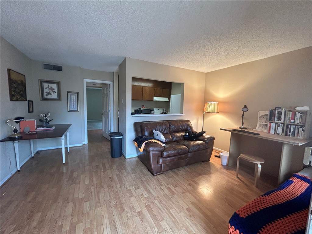 152 University Drive - Photo 1