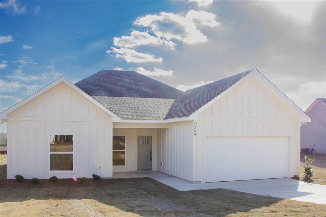 1240 30TH Street - Photo 1