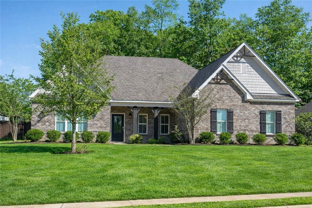 1808 Morning Glory Drive - Photo 1