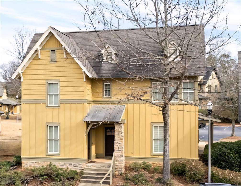 650 Dekalb Street - Photo 1