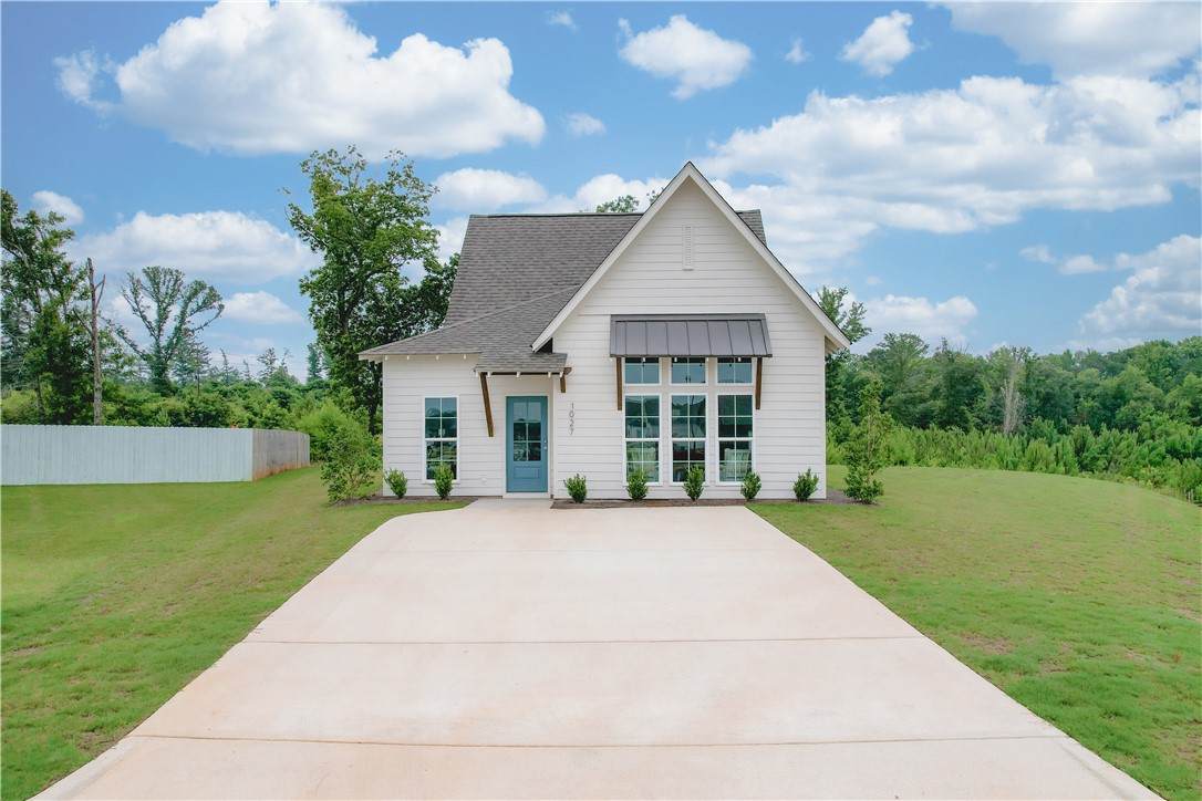 1027 Crossing Court - Photo 1