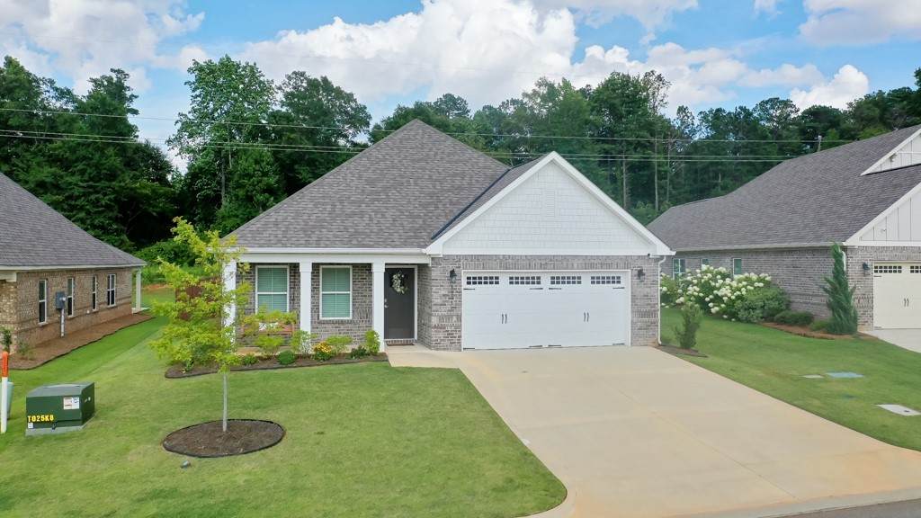 1835 Hidden Lakes Drive - Photo 1