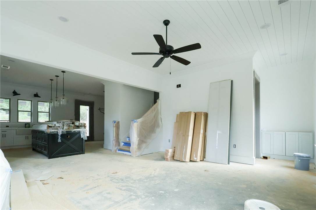 https://bt-photos.global.ssl.fastly.net/leecounty/orig_boomver_2_180134-2.jpg
