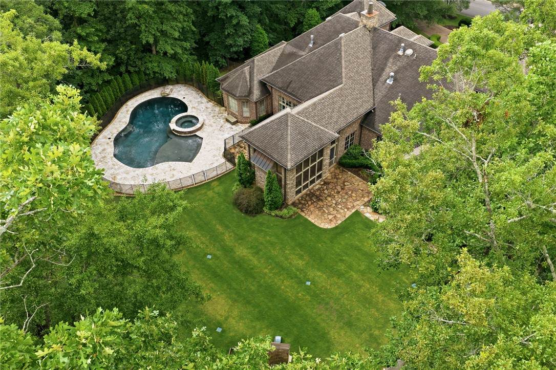 1725 Altamont Court - Photo 1