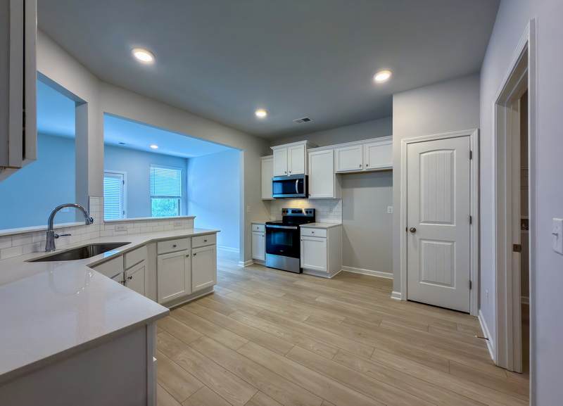 https://bt-photos.global.ssl.fastly.net/leecounty/orig_boomver_2_180891-2.jpg