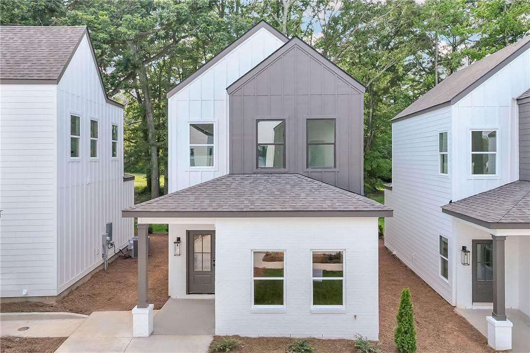 641 Mary Brooks Drive - Photo 1