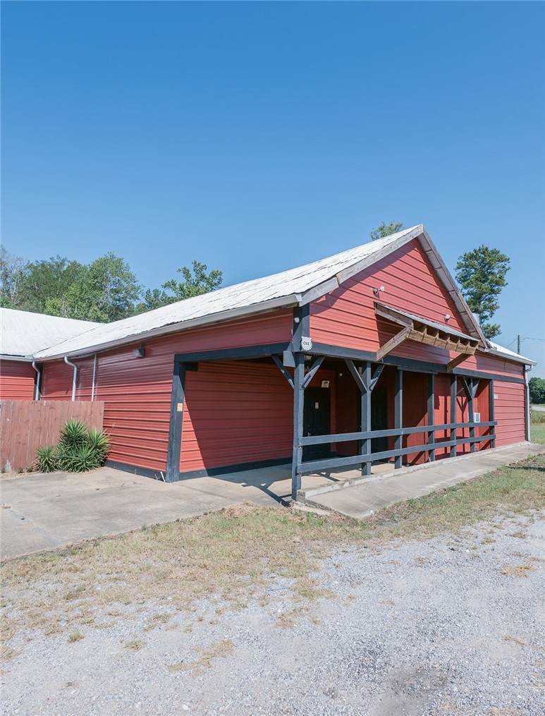 https://bt-photos.global.ssl.fastly.net/leecounty/orig_boomver_2_182062-2.jpg