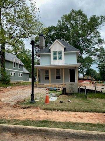 805 Ave D Avenue - Photo 1