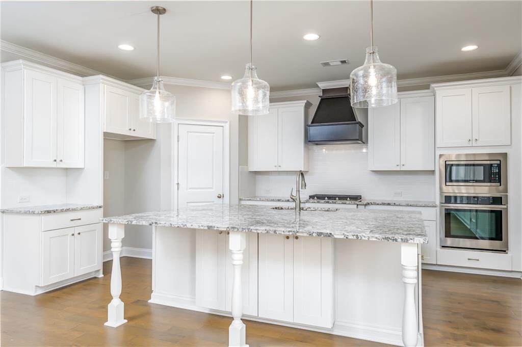 1858 Morning Glory Drive - Photo 1