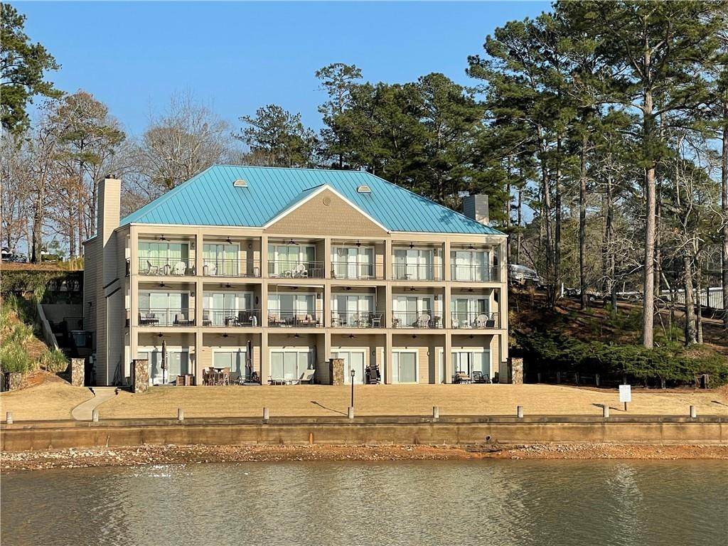 100 Harbor Place - Photo 1