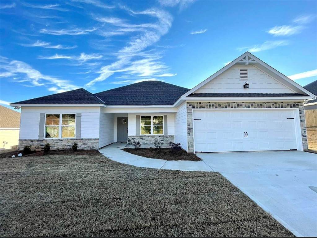 1215 Lowndes Street - Photo 1
