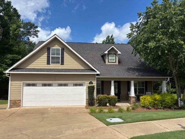 1201 Live Oak Circle - Photo 1