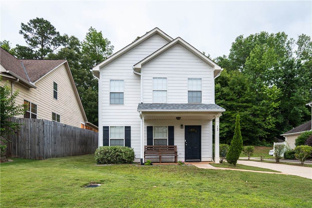 762 Hunter Court - Photo 1