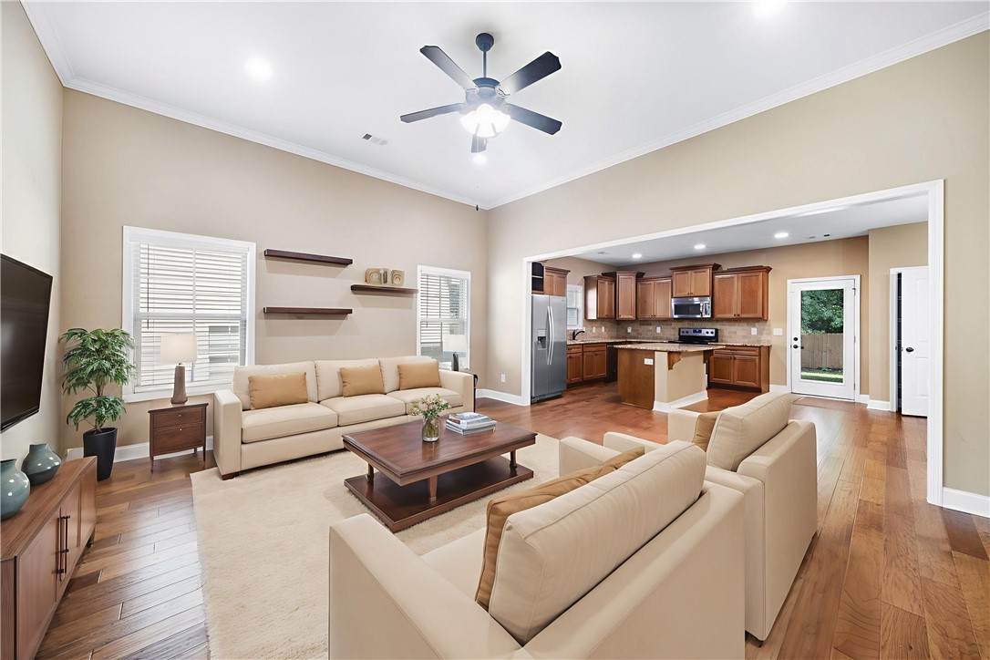 2503 Northtowne Drive - Photo 1