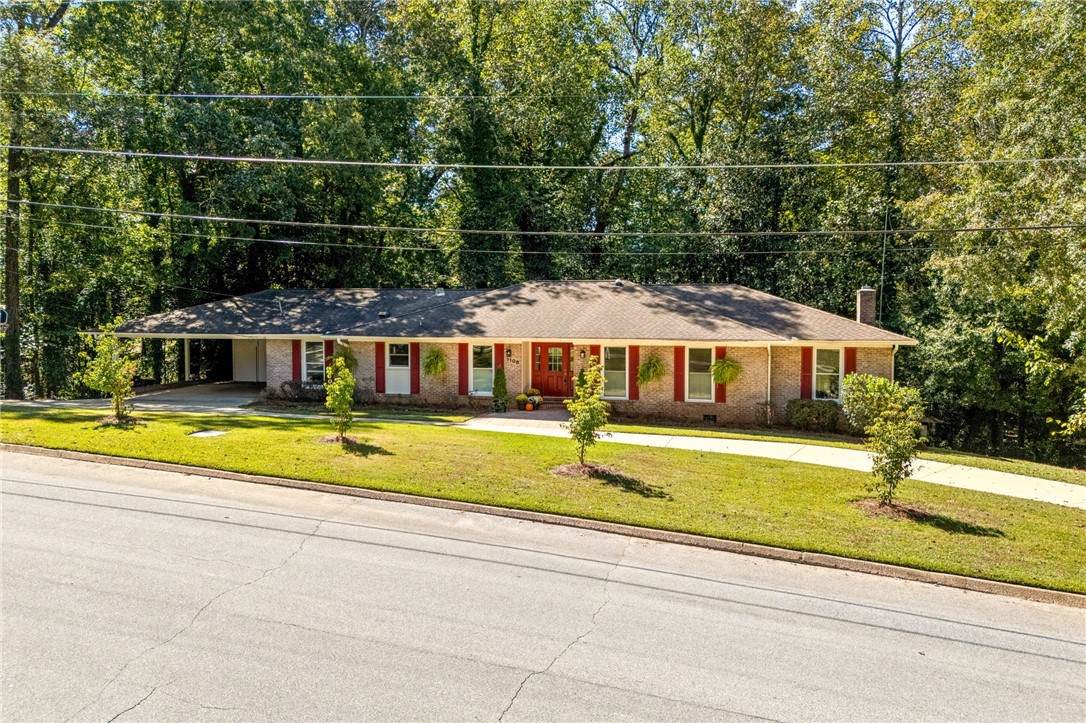 1106 Collinwood Circle - Photo 1