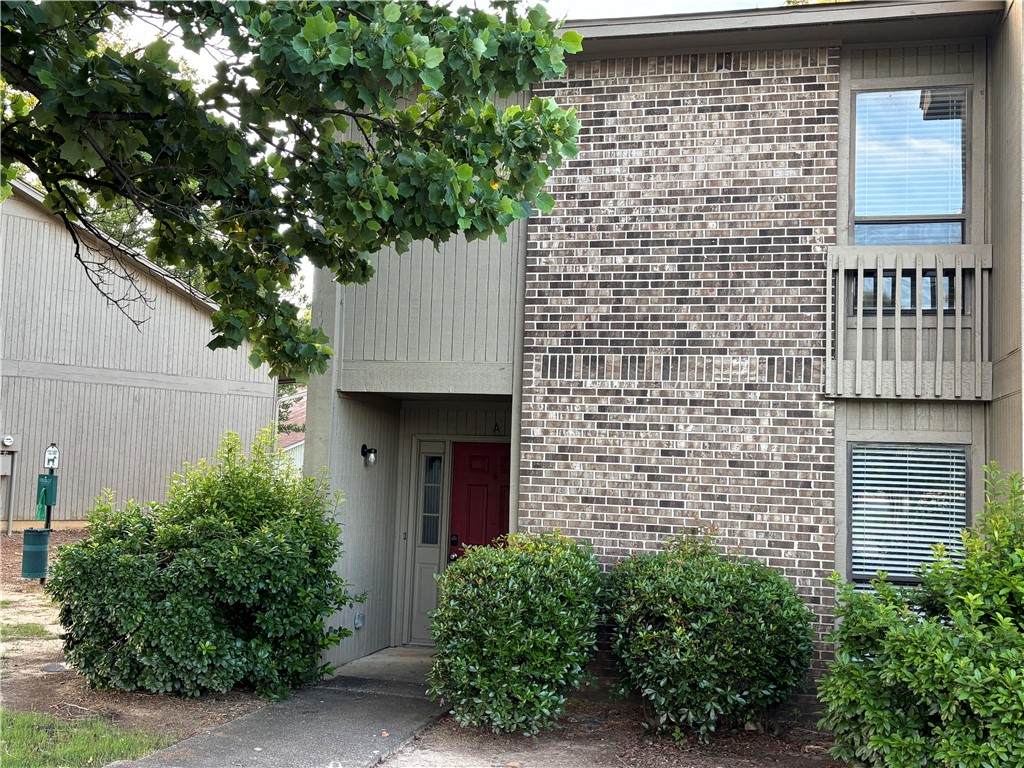 1007 Stonegate Drive - Photo 1