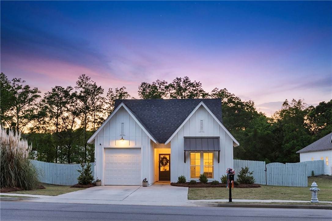 553 Cedarbrook Drive - Photo 1