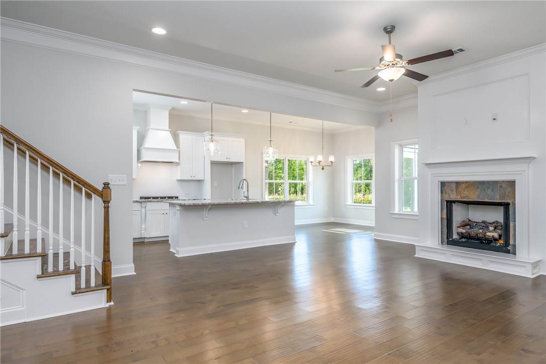 2047 Hidden Lakes Drive - Photo 1