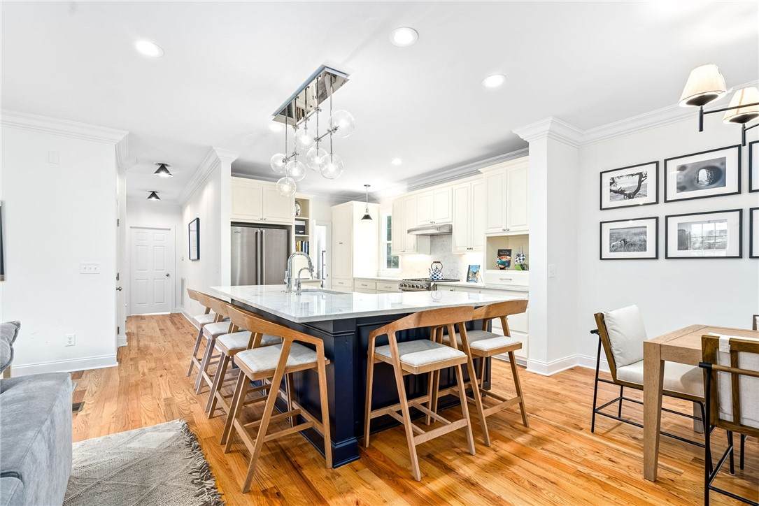 122 Carolina Court - Photo 1