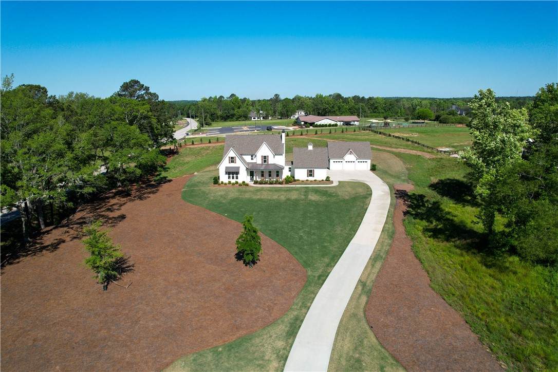 4004 Blackberry Lane - Photo 1