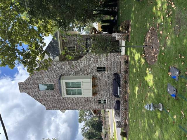 814 College Street - Photo 1