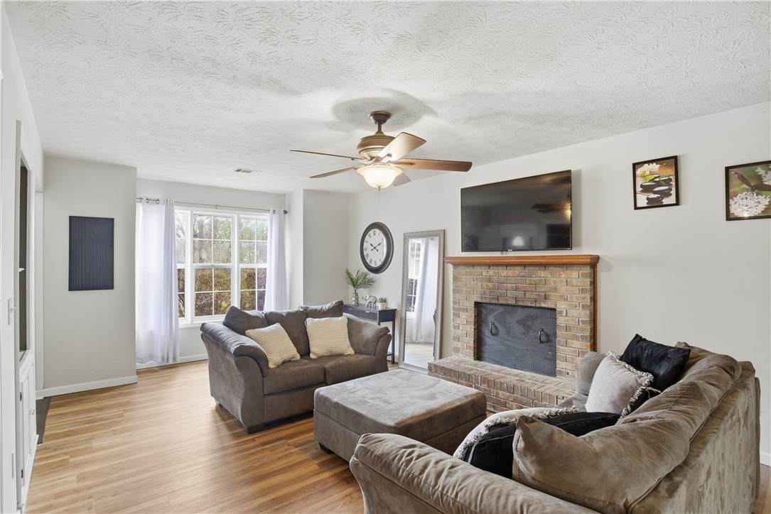811 Cheyenne Avenue - Photo 1