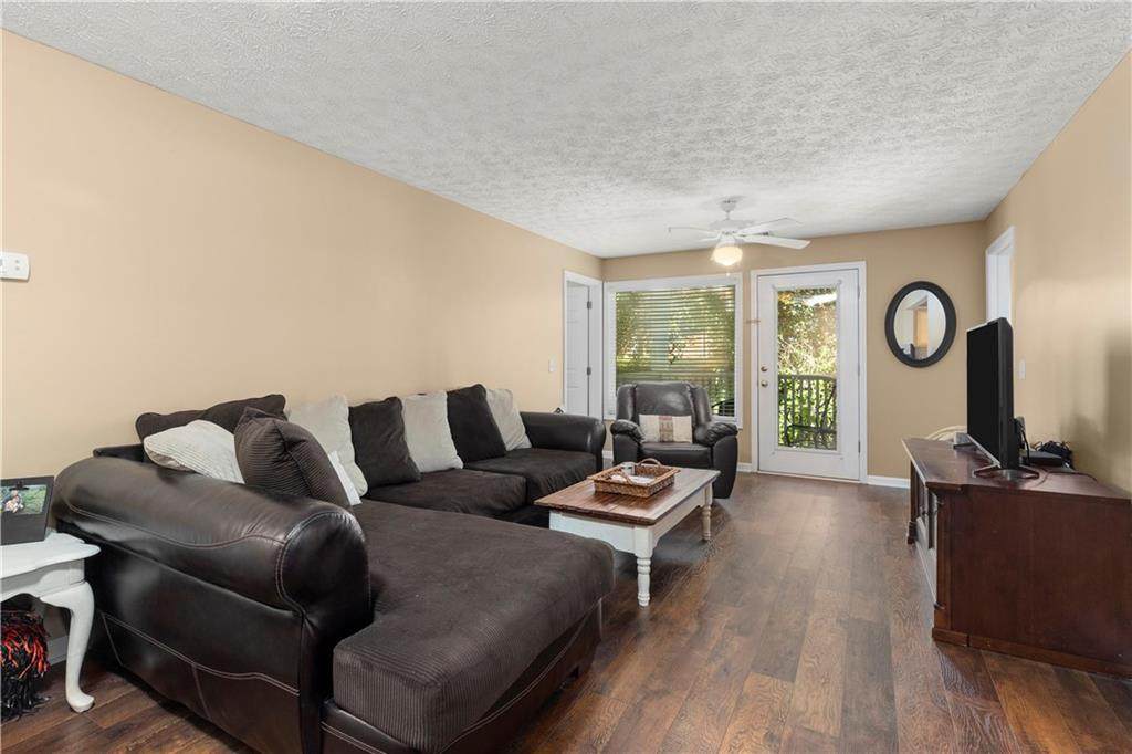 730 Magnolia Avenue - Photo 1