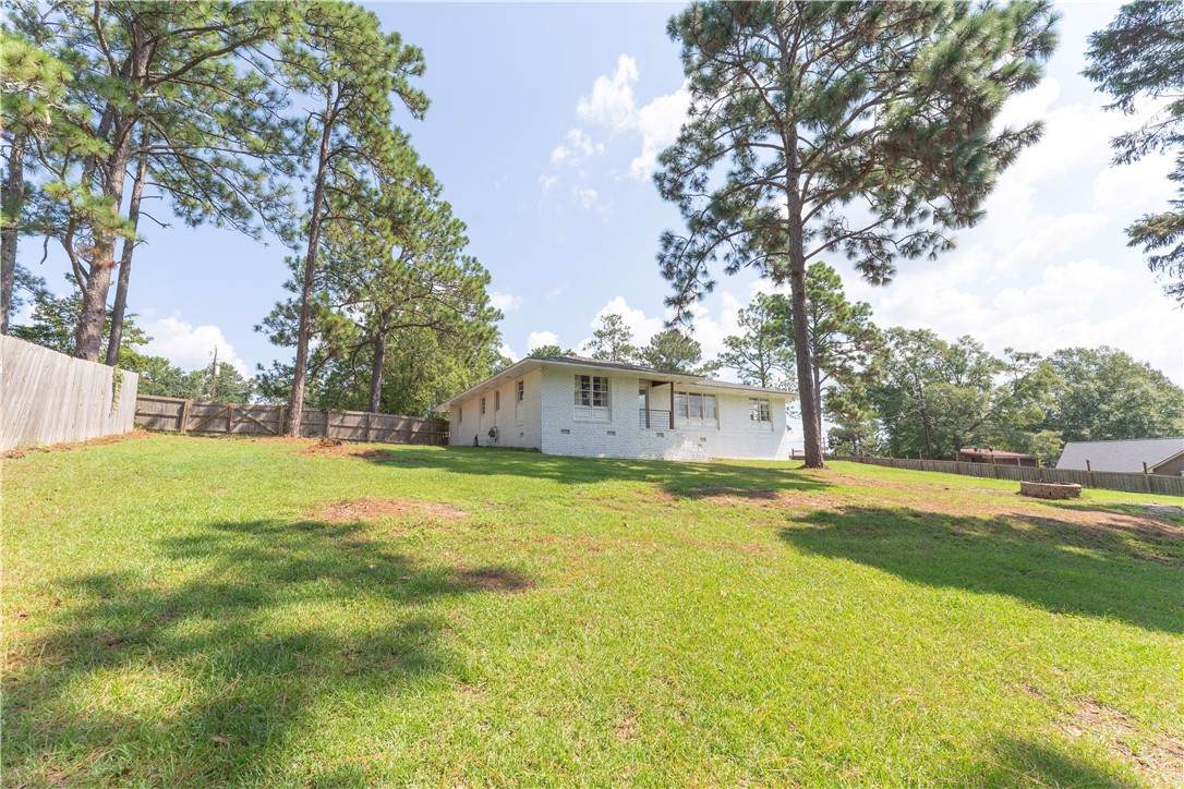 700 31ST Street - Photo 1