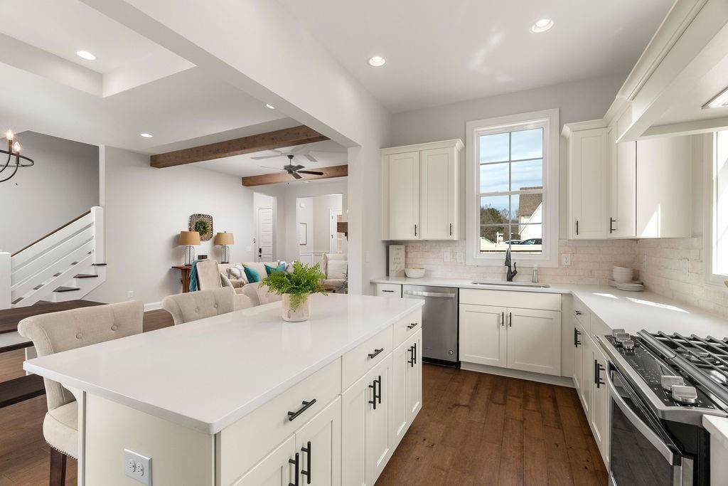 1335 Sunnyslope Court - Photo 1