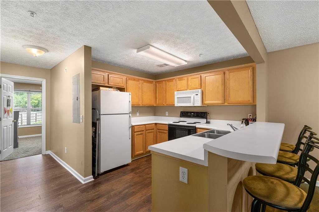 730 Magnolia Avenue - Photo 1