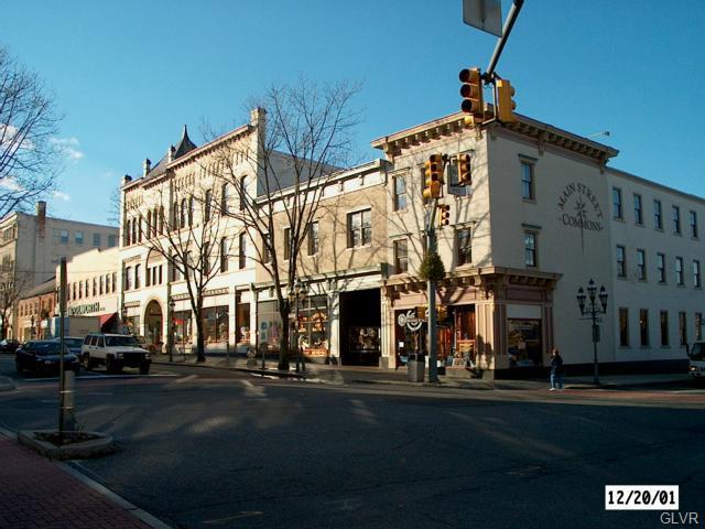 559 Main Street - Photo 1