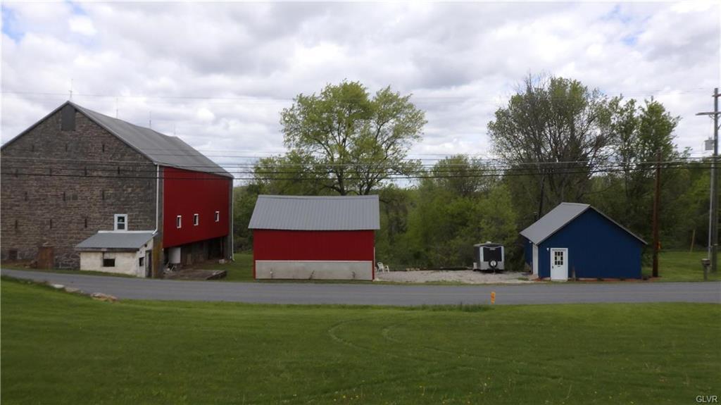 805 Berger - Photo 1