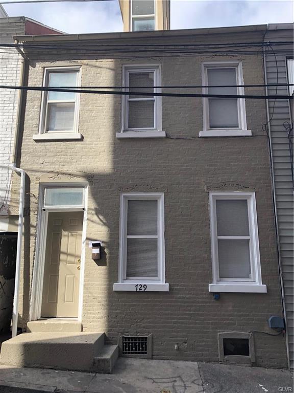 729 Chestnut Street - Photo 1