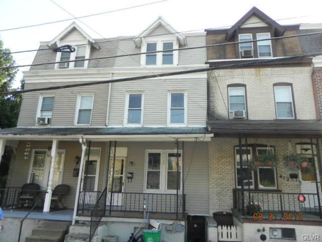 410 Auburn Street - Photo 1