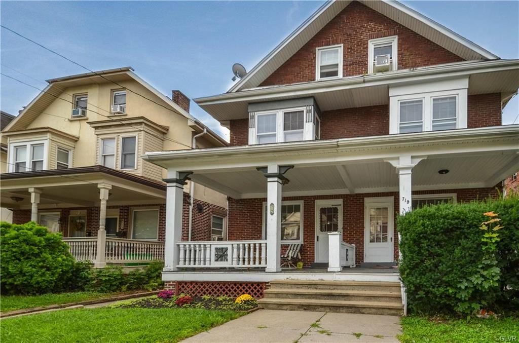 717 5th Avenue - Photo 1