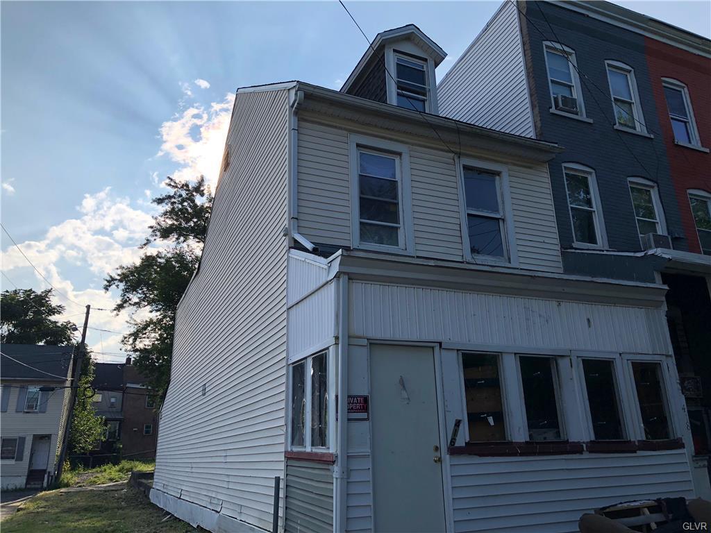 414 Law Street - Photo 1