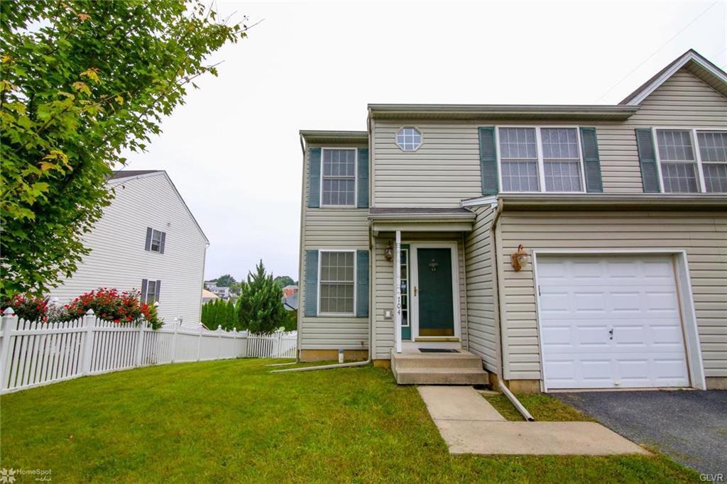 704 Karoly Street - Photo 1
