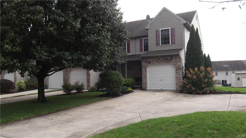 8122 Heritage Drive - Photo 1
