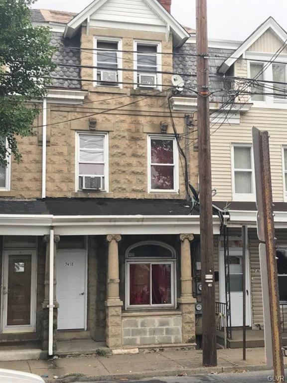741 Front - Photo 1