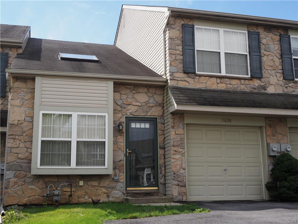 5620 Stonecroft Lane - Photo 1