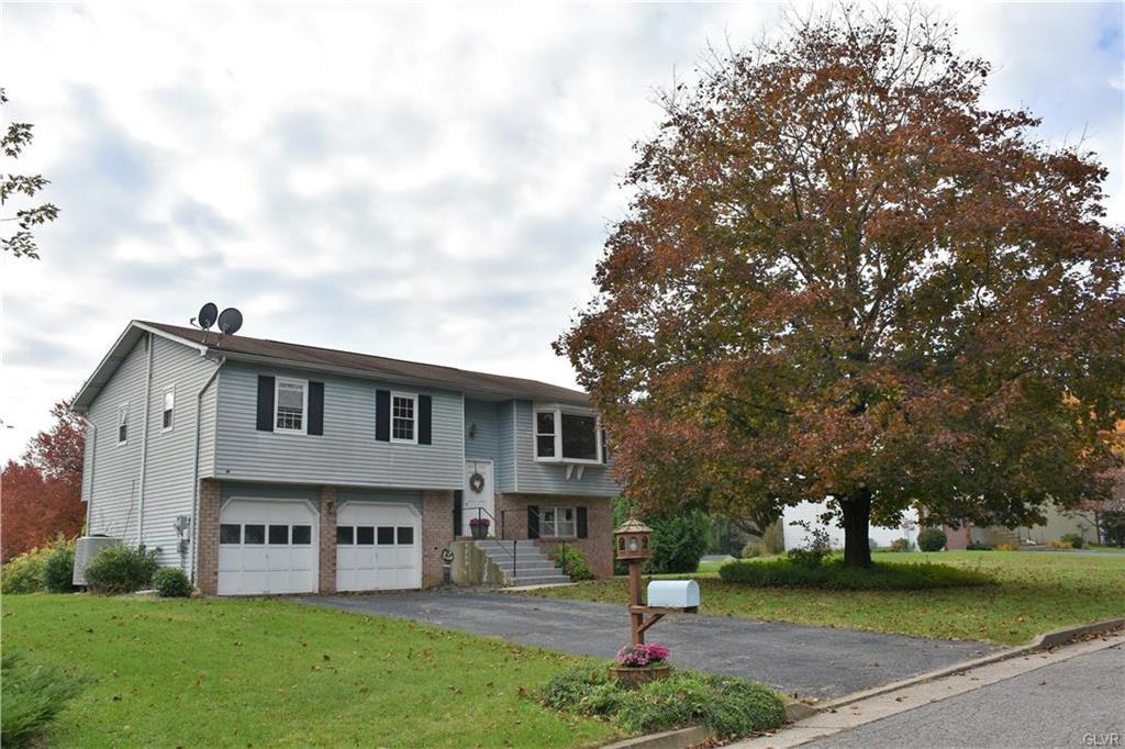 404 Yorkshire Drive - Photo 1
