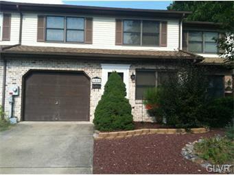 1441 Doris Street - Photo 1