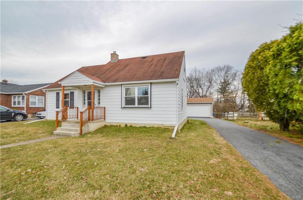 2644 Columbia Street - Photo 1